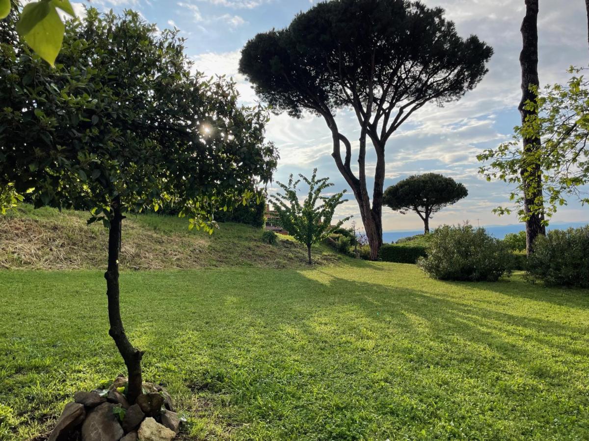 Appartamento Castelli Romani - Con Vista Su Roma Monte Porzio Catone Luaran gambar
